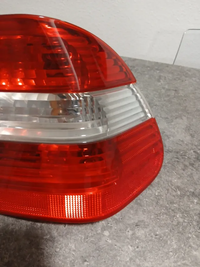 Piloto trasero derecho BMW Serie 3 E46