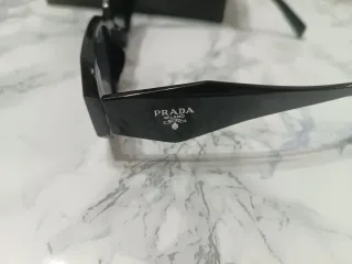 Occhiali da sole Prada neri