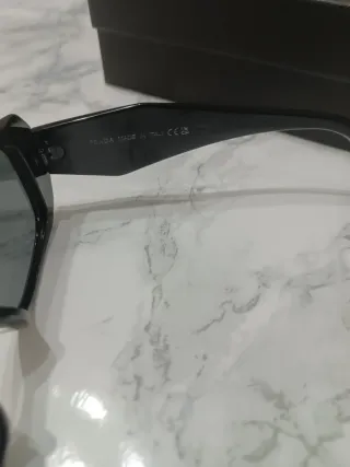 Occhiali da sole Prada neri