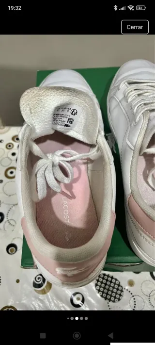 Zapatillas Lacoste Blancas con Detalle Rosa