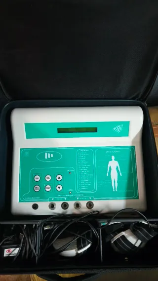 Magnetofield 100 Gauss