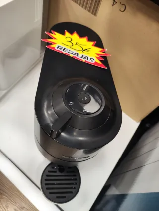 Cafetera De'Longhi Nespresso Vertuo Pop Negra