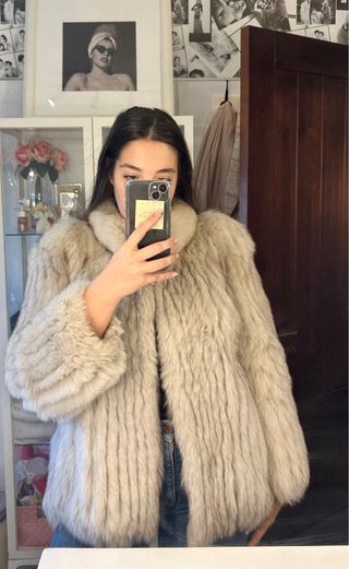 Abrigo pelo beige