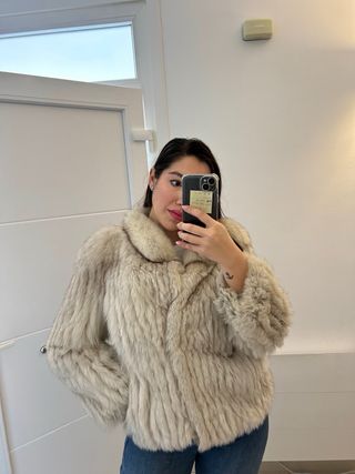 Abrigo pelo beige