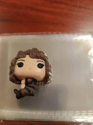 Nancy de Stranger Things Kinder Joy