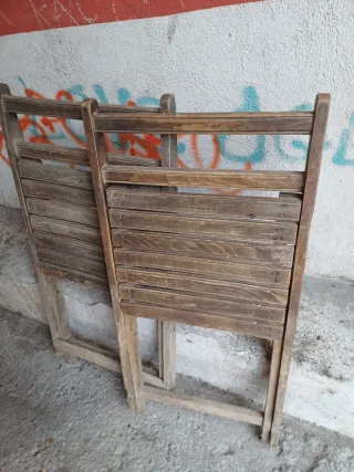 Sillas plegables antiguas de madera