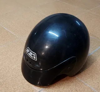 Casco NZI Talla M Negro 1000gr