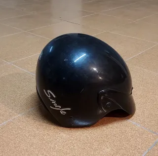 Casco NZI Talla M Negro 1000gr