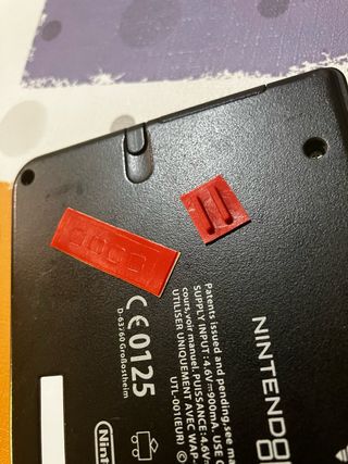 Nintendo DSi XL Edición Mario  25 aniversario.