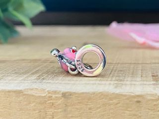 Charm Stitch Angela Sonriente | Plata