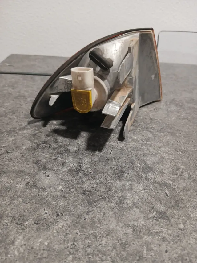 Intermitente Delantero Izquierdo BMW Serie 3 E46