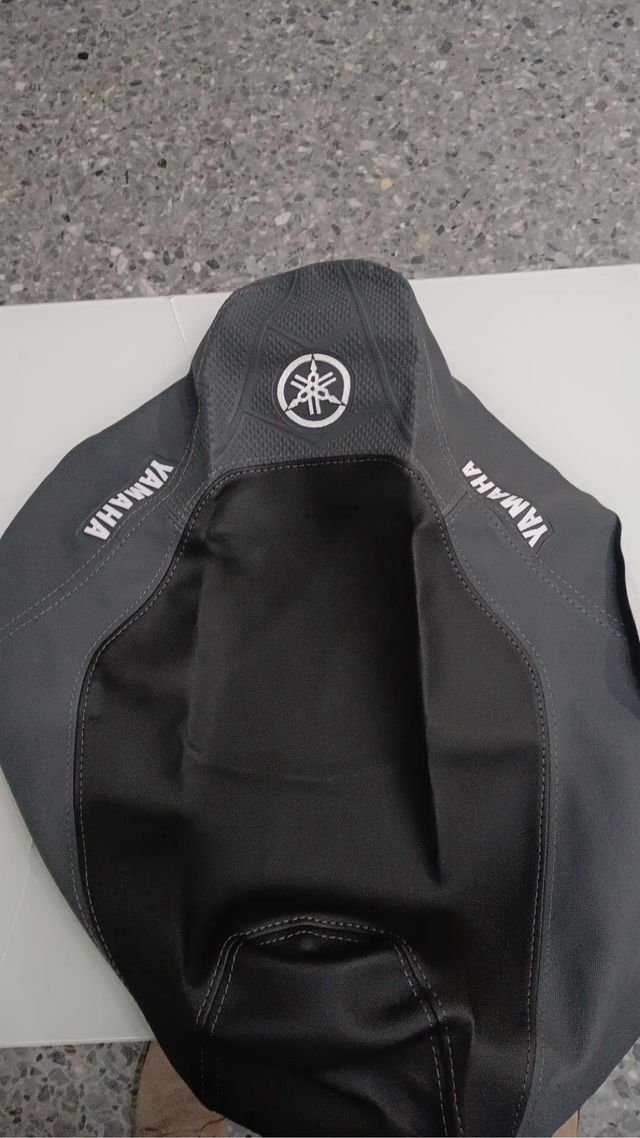 Tapizado asiento Jog RR de varios colores