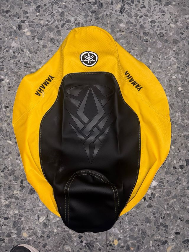 Tapizado asiento Jog RR de varios colores