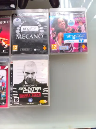 Consola PS3 Negra con Mandos, Micrófonos y Juegos