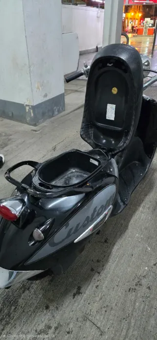 Aprilia Compay 49cc Custom Scooter