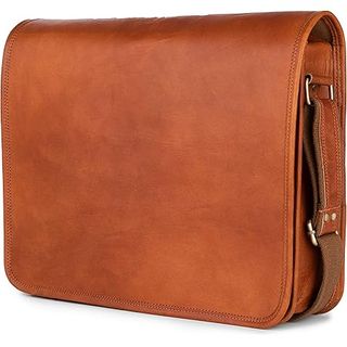 Bolso de hombro de cuero marrón