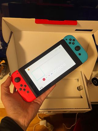 Nintendo Switch Roja y Azul