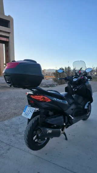 Yamaha XMAX 400cc