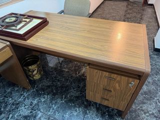 Escritorio mesa despacho de madera para recoger