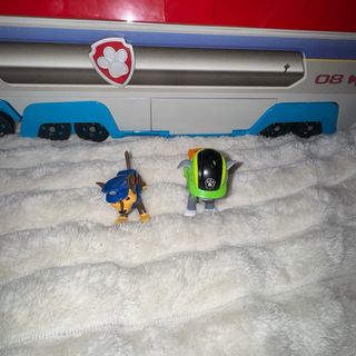 Camión Patrulla Canina + pack personajes