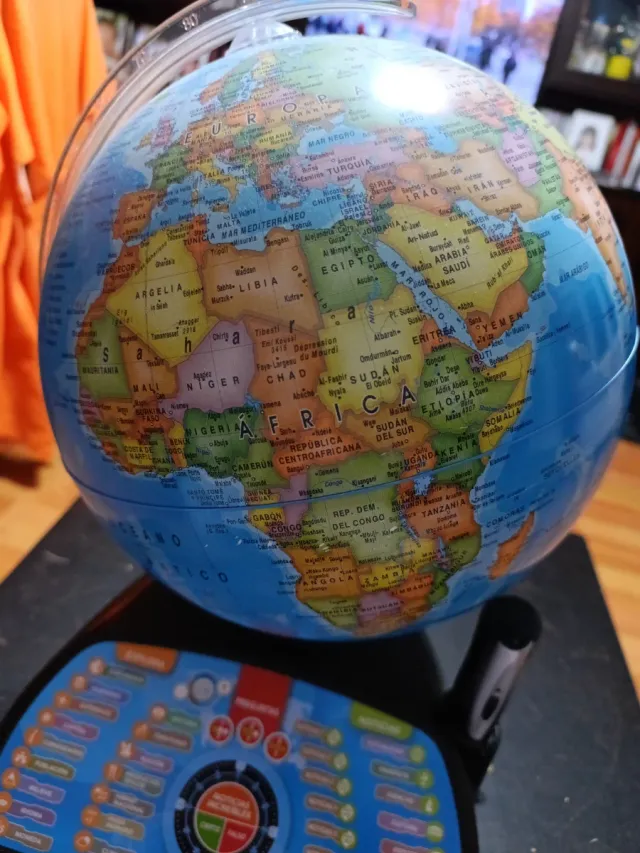 Globo Interactivo Clementoni Exploramundo