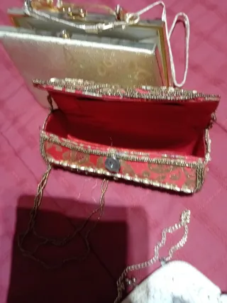 Bolsos de fiesta dorados y plateados,blanco, negro