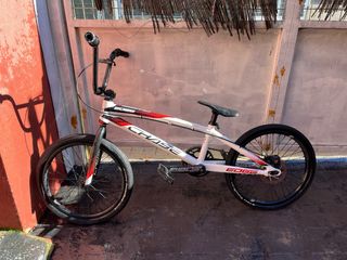 Bicicleta BMX Chase Edge Pro XL