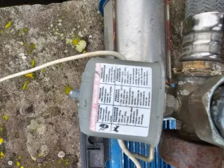 Depósito agua 2000L y bomba