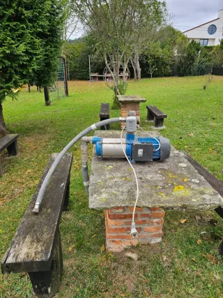 Depósito agua 2000L y bomba