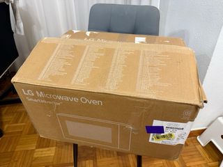 SIN ESTRENAR // Microondas LG MH6535GIB 25L 1000W