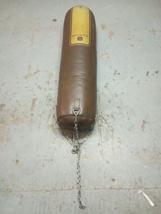 Saco de boxeo Domyos con soporte metálico