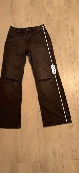 Pantalones Bershka rotos talla 40