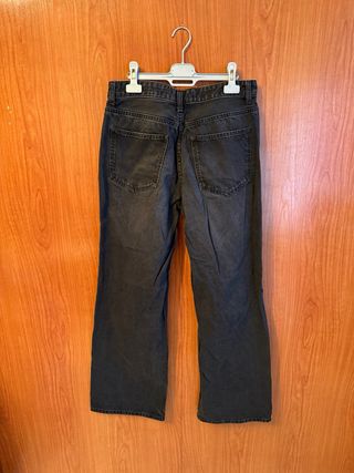 Pantalones Bershka rotos talla 40