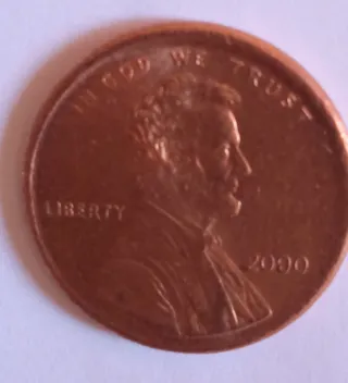 MONEDA 1 CENTAVO LINCOLN.2000.ERROR DESCENTRADA.