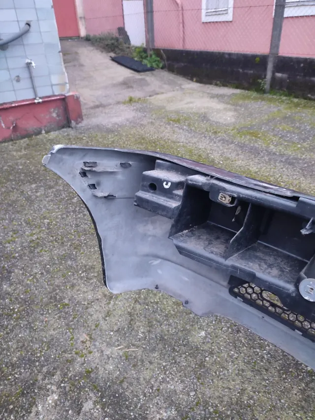 Defensa trasera Peugeot 106 Sport/GTI