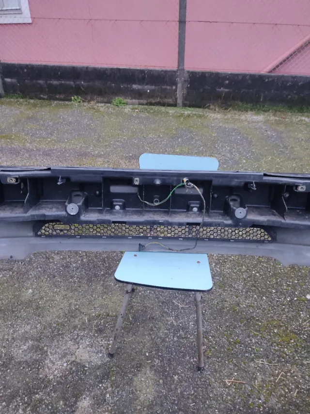 Defensa trasera Peugeot 106 Sport/GTI