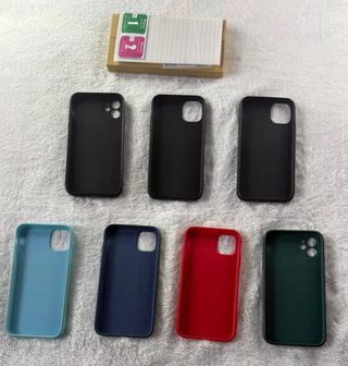 Lote 7 Fundas iPhone 11 + 3 Cristales Templados