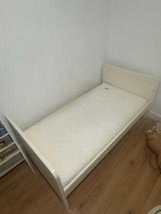 Cuna convertible en cama infantil Incluye colchon