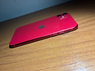 iPhone 11 Rosso