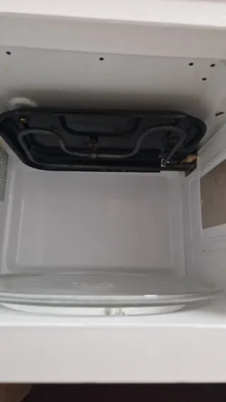 Microondas Daewoo KOG-37A5 Compacto