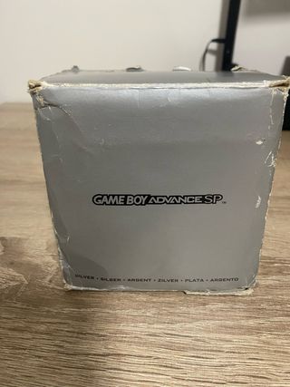 Nintendo Game Boy Advance SP + 4 juegos