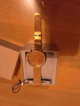 Reloj PARFOIS señora dorado.