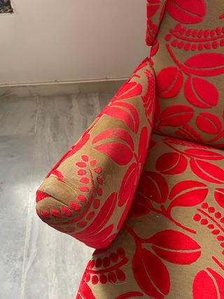 Poltrona vintage rivestita a mano