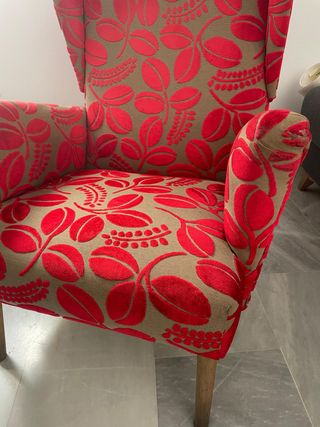 Poltrona vintage rivestita a mano