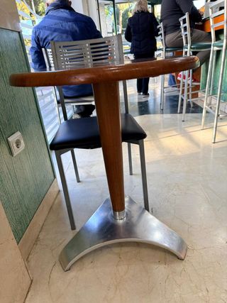 7 Mesas Altas Cafetería Madera y Metal