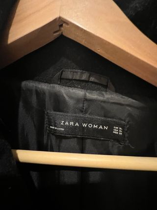 Abrigo señora Zara negro
