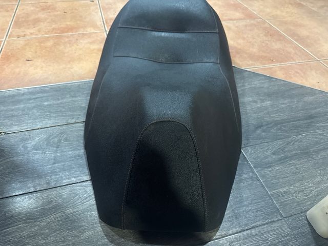 Asiento Daelim S2 125 2016