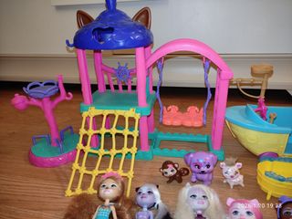 Muñecas Enchantimals y Accesorios