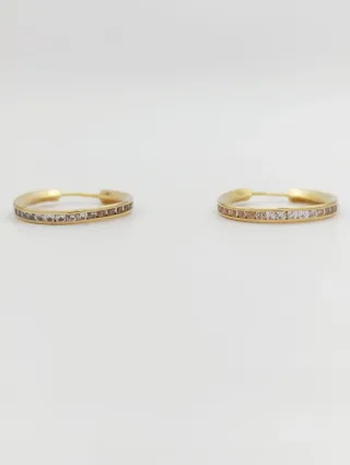 Pendientes tipo criollas en Oro 18k con Circonitas