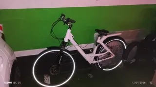 Bicicleta Eléctrica Blanca